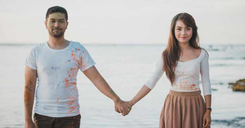 7 Kebiasaan Harian yang Dilakukan Pasangan Bahagia
