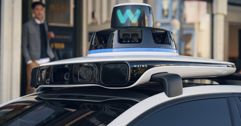 Waymo Siap Luncurkan Layanan Robotaxi di London Tahun 2026